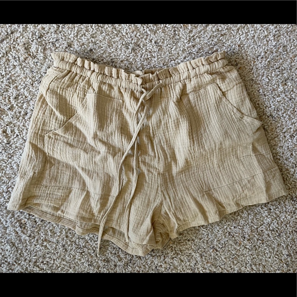 Linen shorts